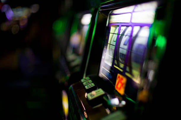 Casino Hold'em ante and call betting layout